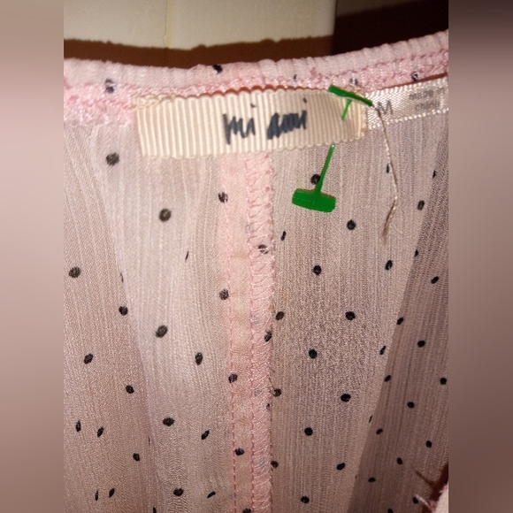 💕 Sweetheart polka dot pink romper - Picture 2 of 6